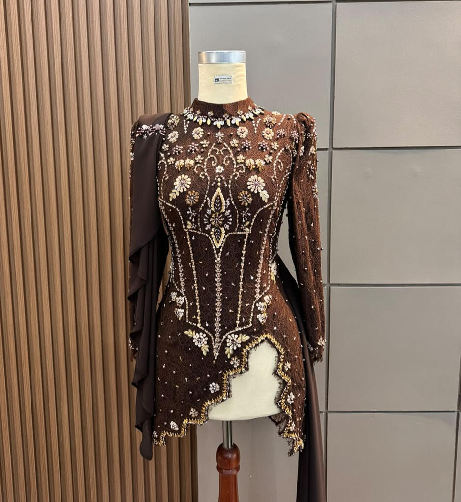 CIARA MAHOGANY | Rp. 350.000 | LD 90 - 95 | Free rok + Hijab + kamisol / kemben
